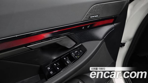 BMW 5 Series 2025, фото 33