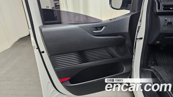 Hyundai Staria 2022, фото 13