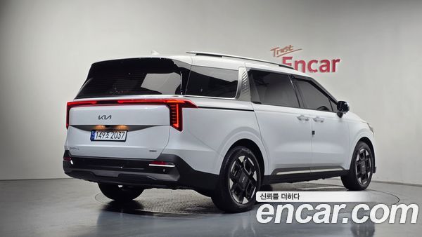 Kia Carnival 2025, фото 2