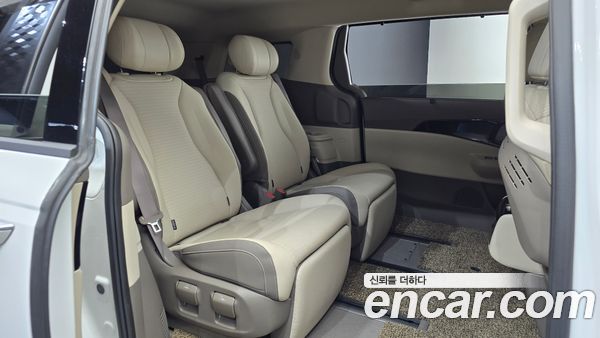Kia Carnival 2025, фото 11