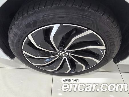 Volkswagen Golf 2023, фото 5