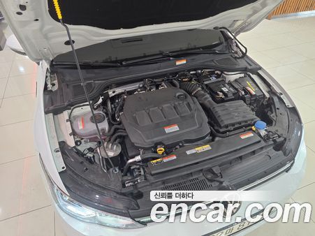 Volkswagen Golf 2023, фото 6