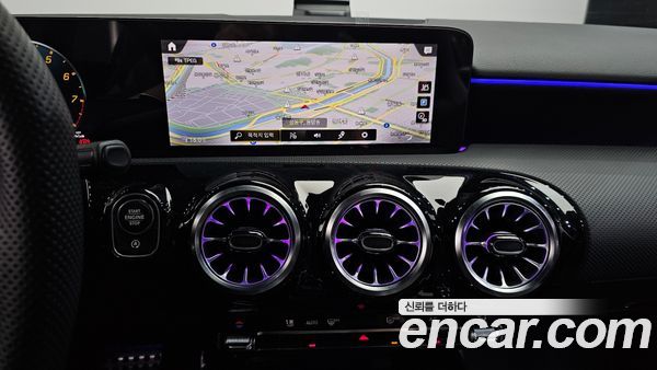 Mercedes-Benz A-Class 2023, фото 14