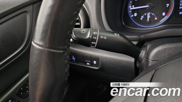 Hyundai Kona 2020, фото 20