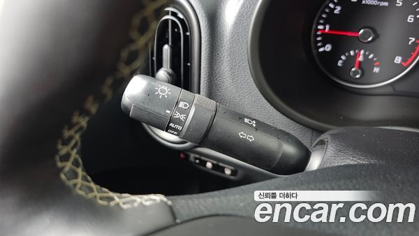 Kia Picanto 2023, фото 30