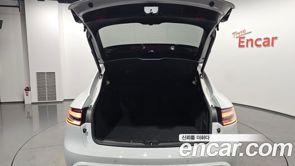 Porsche Macan 2023, фото 32
