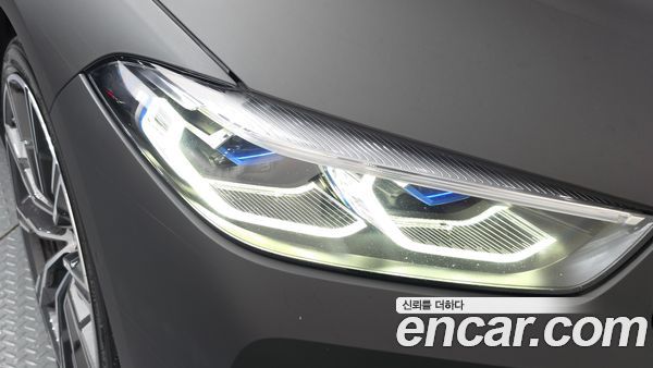 BMW 8 Series 2023, фото 8