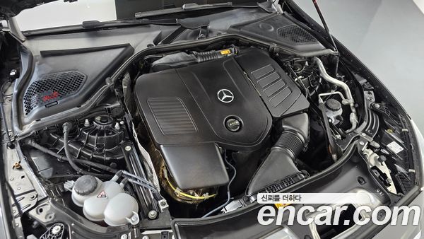 Mercedes-Benz E-Class 2024, фото 6
