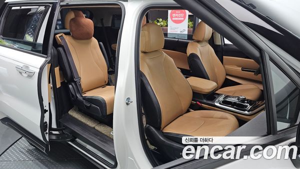 Kia Carnival 2022, фото 11