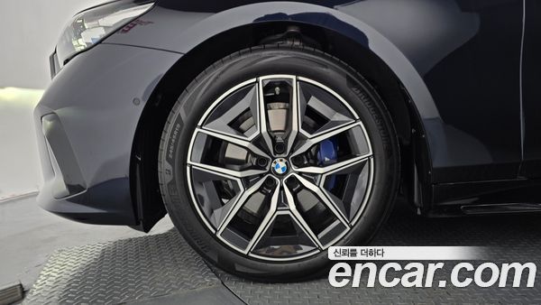 BMW 5 Series 2026, фото 5