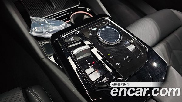 BMW 5 Series 2026, фото 12