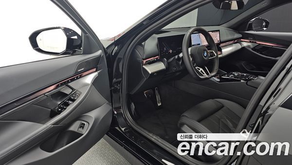 BMW 5 Series 2026, фото 17