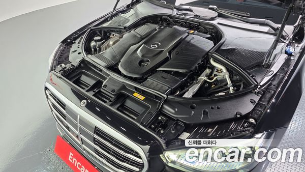Mercedes-Benz S-Class 2022, фото 6