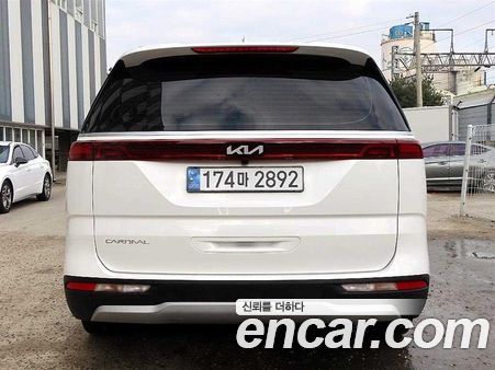 Kia Carnival 2023, фото 4