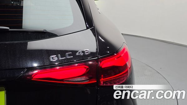 Mercedes-Benz GLC 2025, фото 9