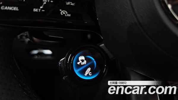 Mercedes-Benz GLC 2025, фото 30