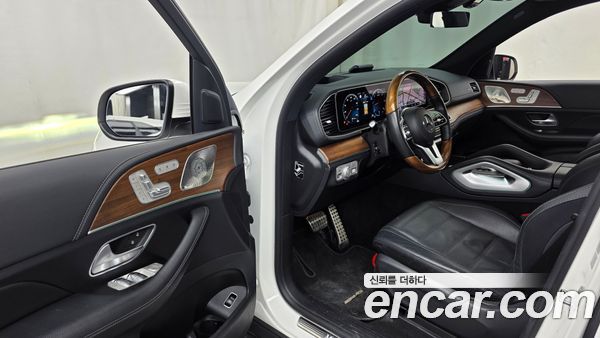 Mercedes-Benz GLS 2021, фото 13
