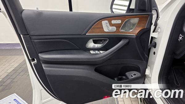 Mercedes-Benz GLS 2021, фото 14