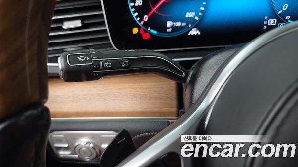 Mercedes-Benz GLS 2021, фото 30