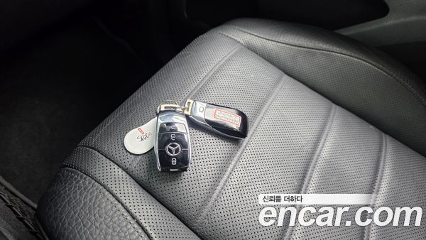 Mercedes-Benz GLS 2021, фото 32