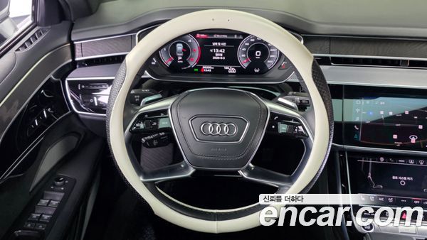 Audi A8 2023, фото 13