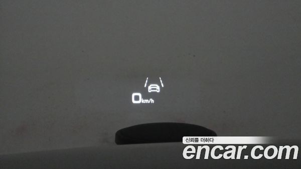 Audi A8 2023, фото 17