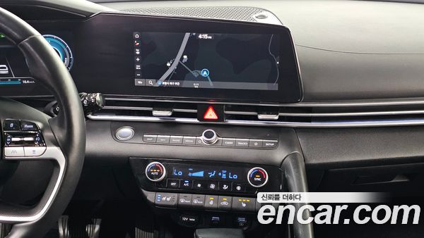 Hyundai Elantra 2022, фото 21