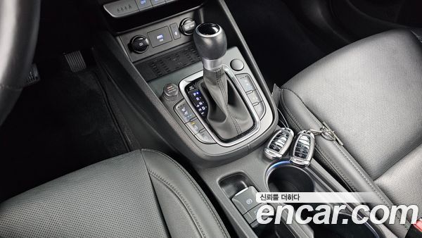 Hyundai Kona 2023, фото 12