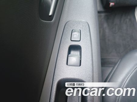Hyundai Elantra 2023, фото 17