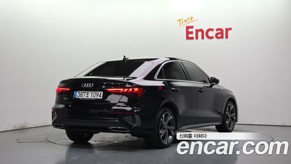 Audi A3 2023, фото 2