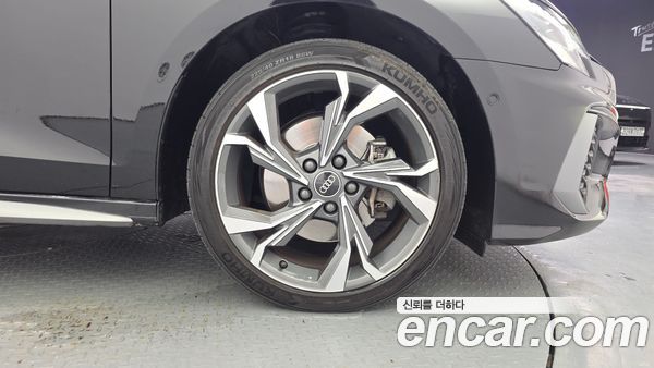 Audi A3 2023, фото 7