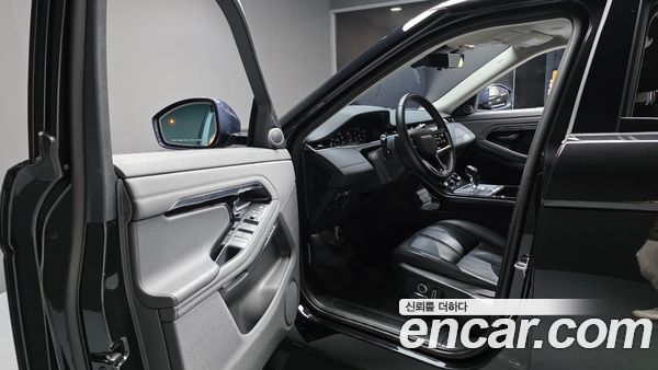 Land Rover Range Rover Evoque 2022, фото 13
