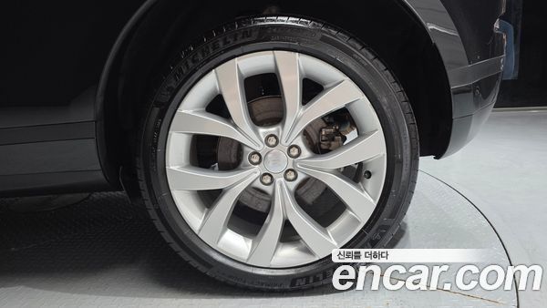 Land Rover Range Rover Evoque 2022, фото 7