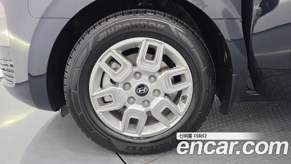Hyundai Staria 2025, фото 4