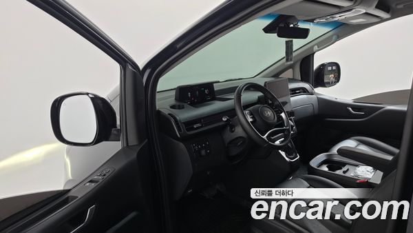 Hyundai Staria 2025, фото 12
