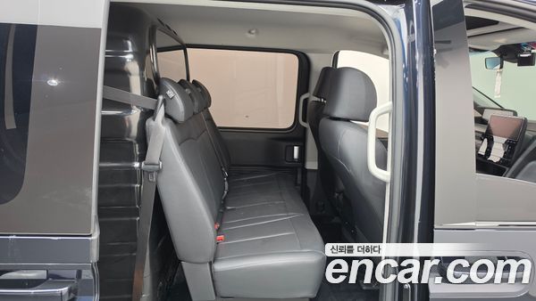 Hyundai Staria 2025, фото 17
