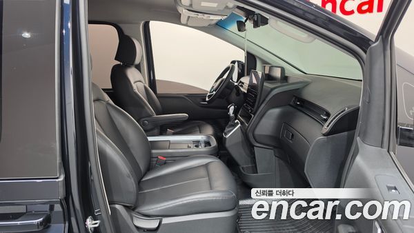Hyundai Staria 2025, фото 15