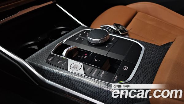 BMW 3 Series 2023, фото 12