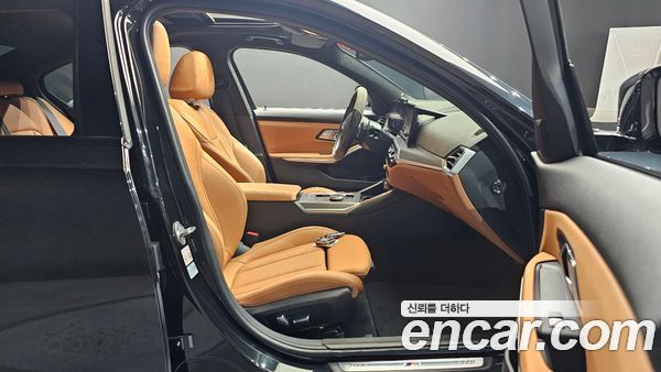 BMW 3 Series 2023, фото 16