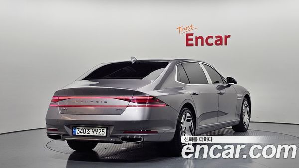Genesis G90 2023