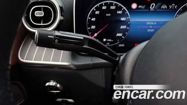 Mercedes-Benz GLC 2024, фото 24