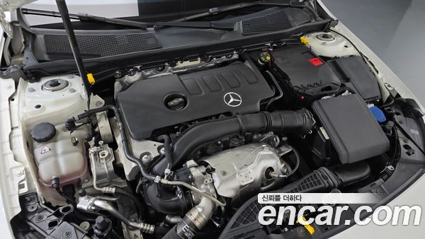 Mercedes-Benz A-Class 2022, фото 5