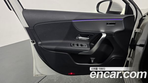 Mercedes-Benz A-Class 2022, фото 13