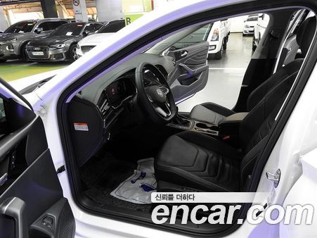 Volkswagen Jetta 2023, фото 9