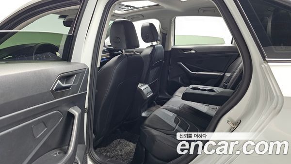 Volkswagen Jetta 2021, фото 16