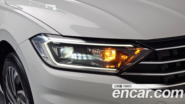 Volkswagen Jetta 2021, фото 7