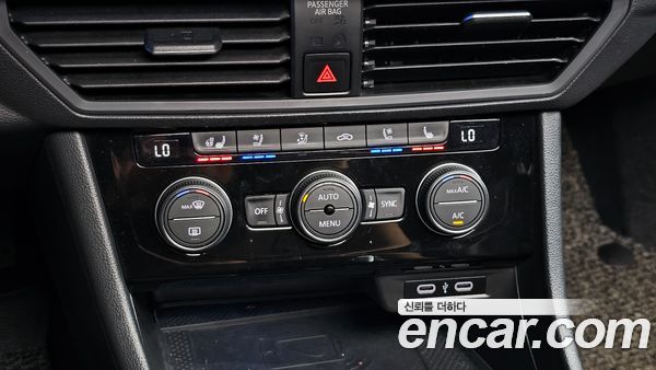 Volkswagen Jetta 2021, фото 26