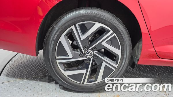 Volkswagen Jetta 2023, фото 5