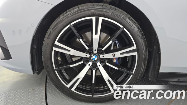 BMW 5 Series 2024, фото 5