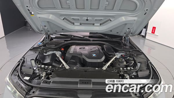 BMW 5 Series 2024, фото 6